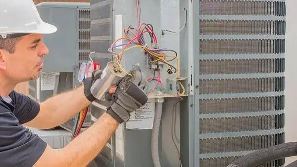 ¿Qué hace un condensador HVAC? ¿Por qué falla? (Consejos de reemplazo)