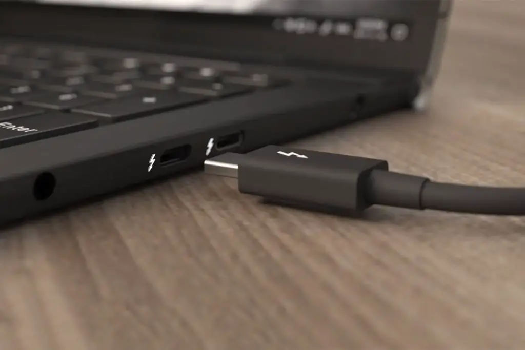 ¿Qué es el puerto y el cable Thunderbolt? Usos, ventajas y preguntas frecuentes