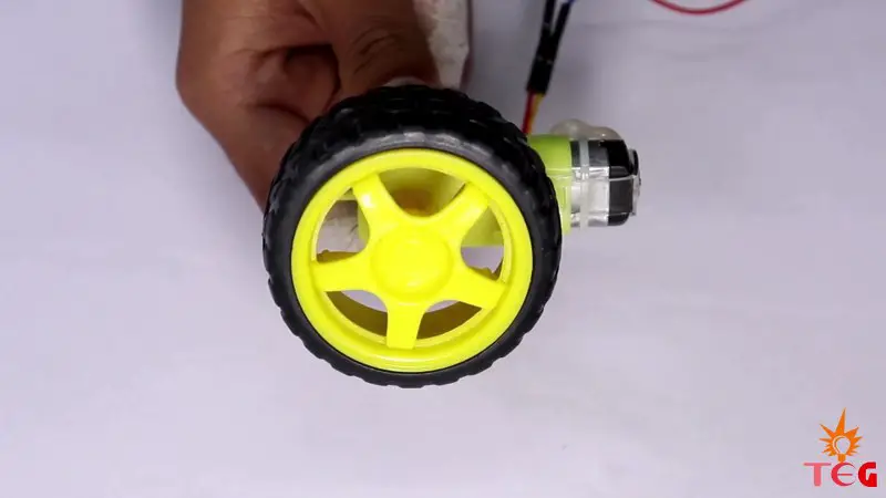 Cómo usar el servomotor con Arduino: código y explicación del funcionamiento